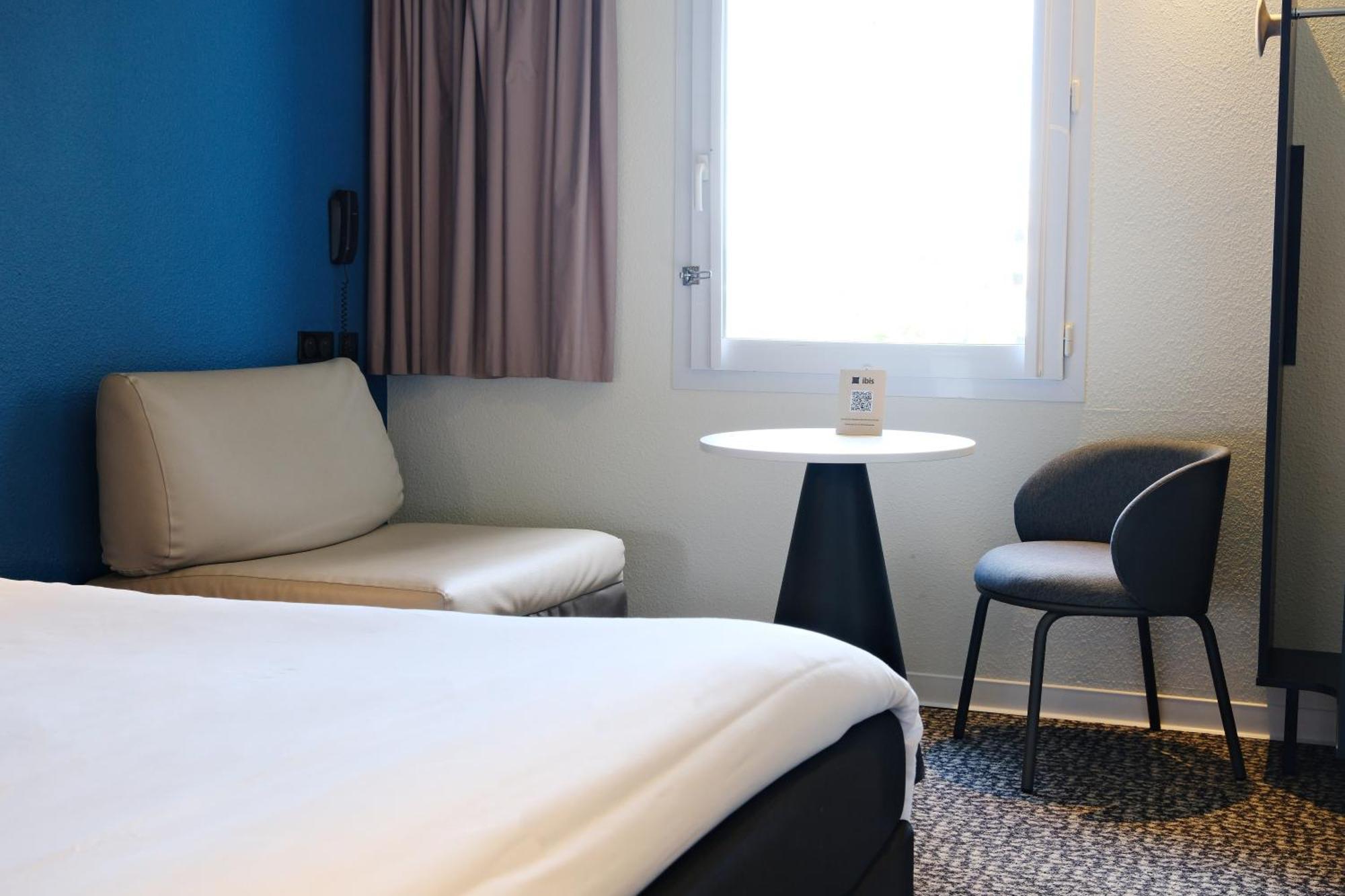 Отель Ibis Avranches Baie Du Mont-Saint-Michel Экстерьер фото