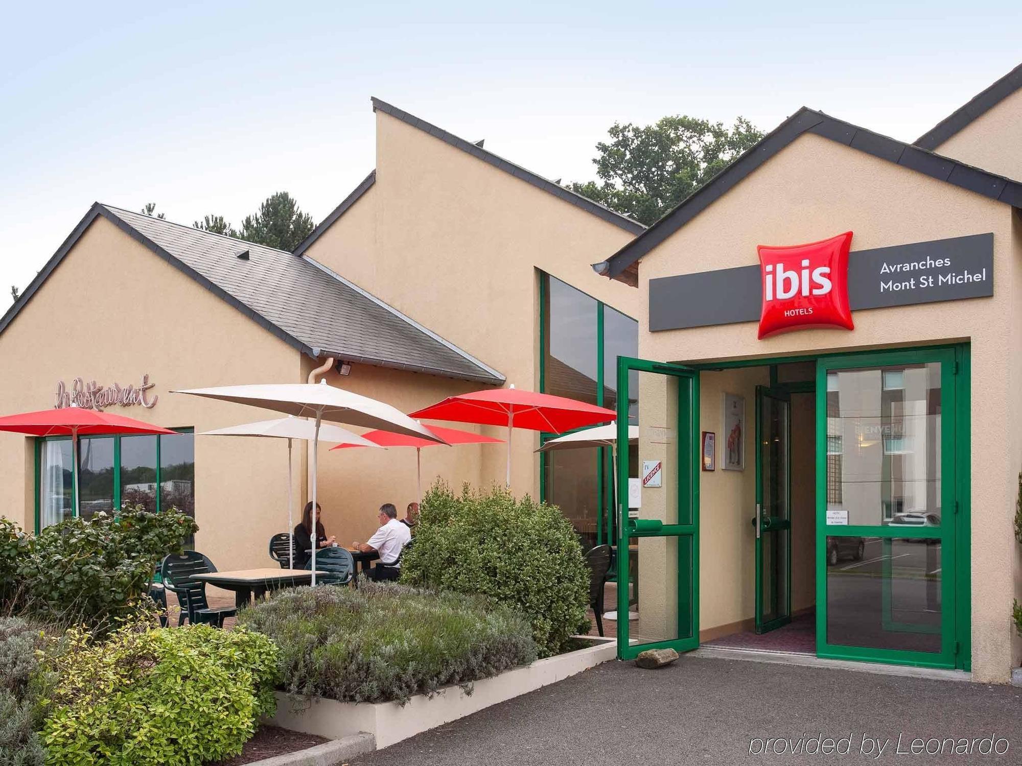 Отель Ibis Avranches Baie Du Mont-Saint-Michel Экстерьер фото